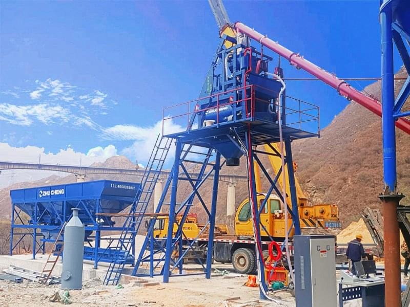 助程HZS35混凝土搅拌站在贵州